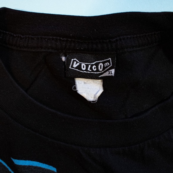 Volcom Black XL T-shirt - Picture 3 of 3